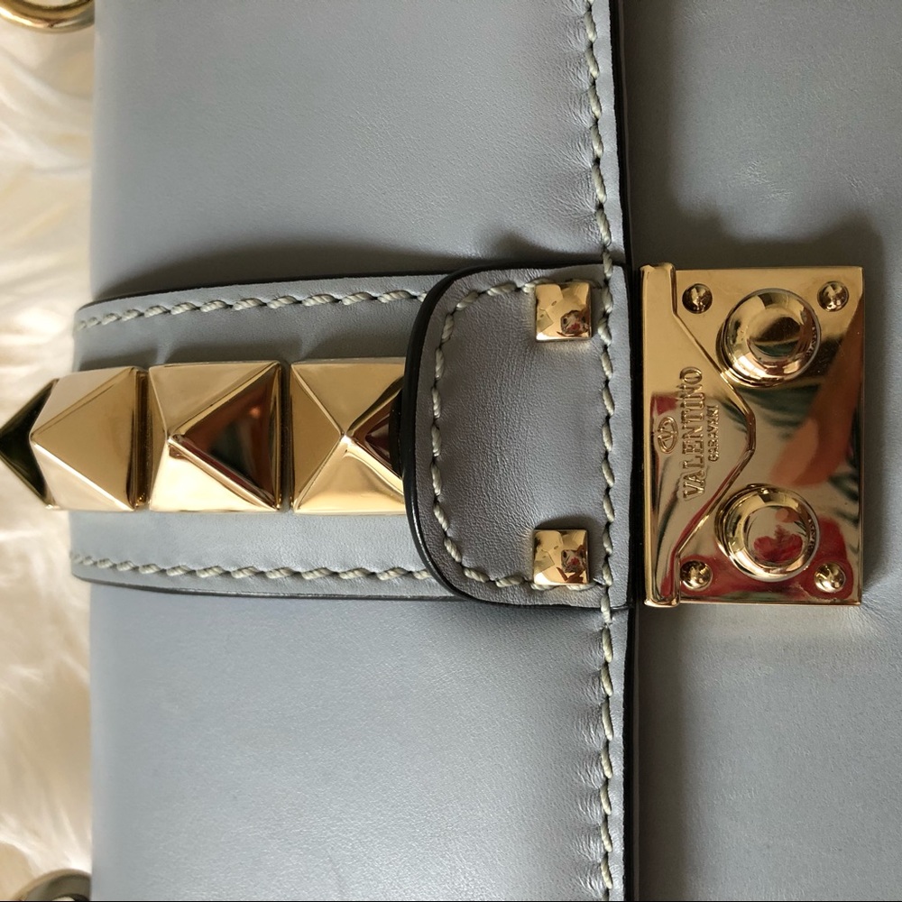 Valentino Rockstud shoulder bag in sky blue - used - Picture 6 of 7